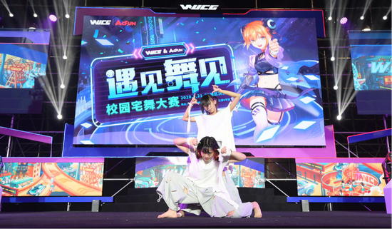 HTC手机重返市场 电竞风格新机引发热议