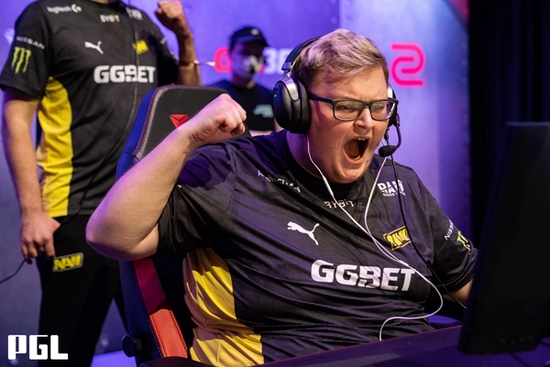 故宫以东现场观赛英雄联盟全球总决赛精彩活动